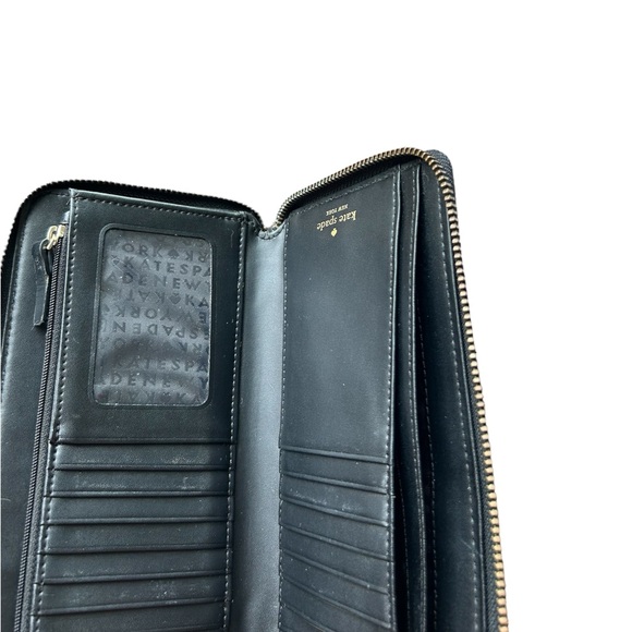 Kate Spade Wallet - Picture 14 of 15